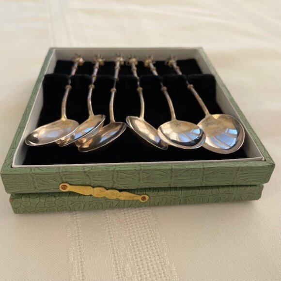 1963年 英国ヴィンテージ 純銀製ティースプーン6本セット  Japanese Sterling Silver Teaspoons Set with Pearl Handles in Original Box -Set 6